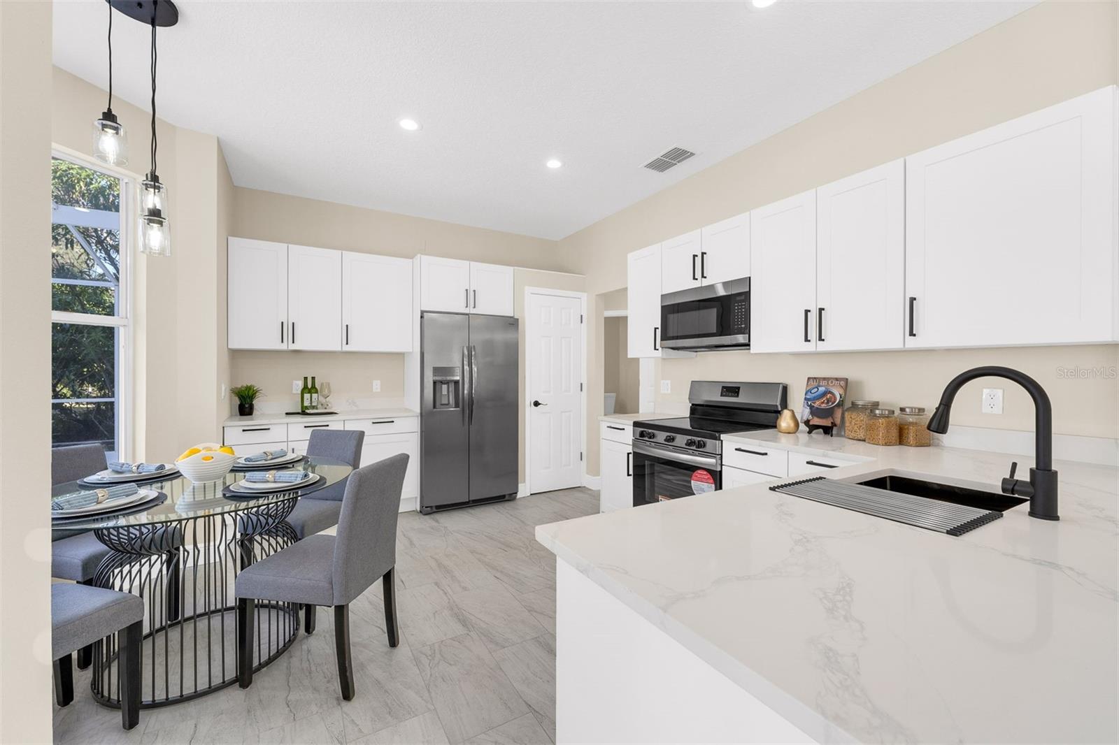 HIAWASSEE OAKS - Residential