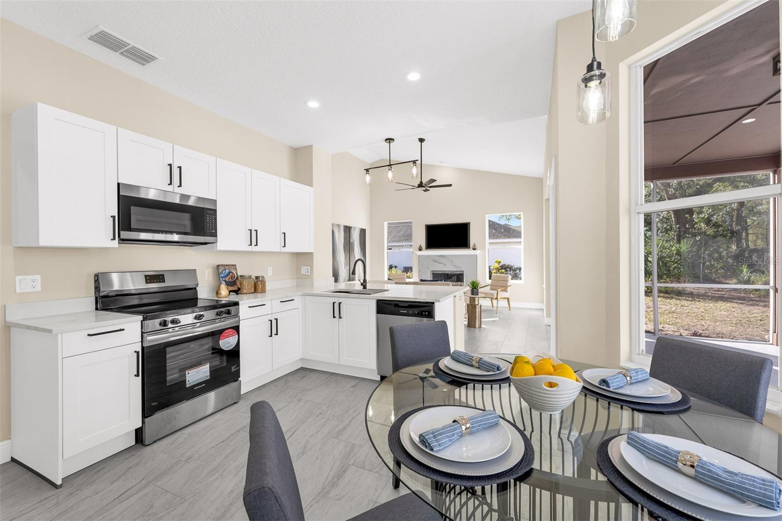 HIAWASSEE OAKS - Residential