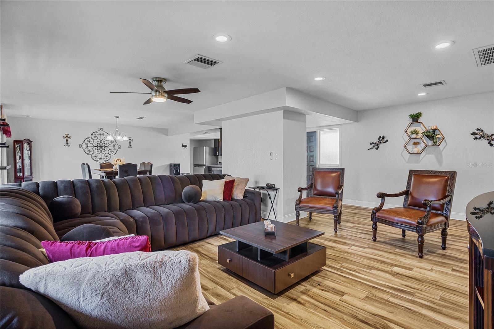 6206 LOST TREE COURT