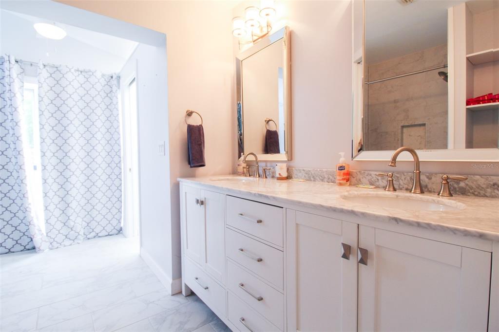 RIDGEWOOD - Residential Lease