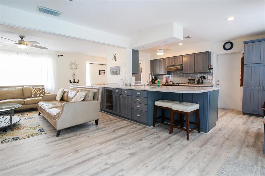 RIDGEWOOD - Residential Lease