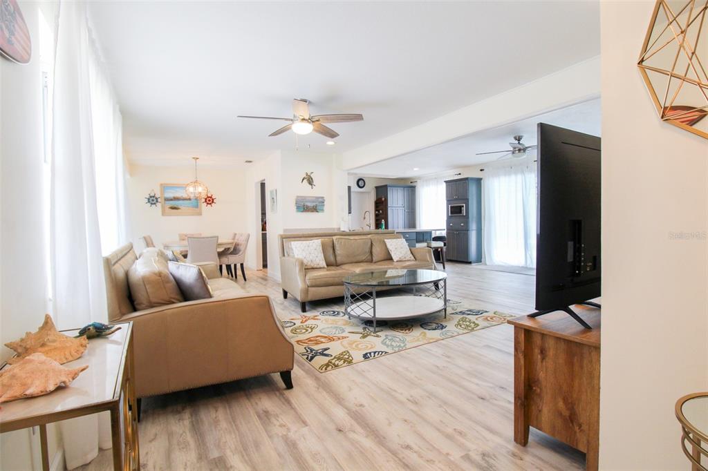 RIDGEWOOD - Residential Lease