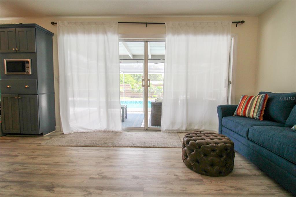 RIDGEWOOD - Residential Lease