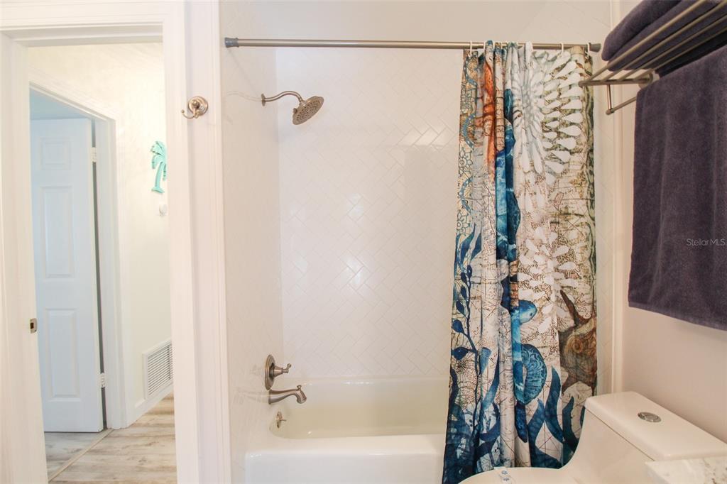 RIDGEWOOD - Residential Lease