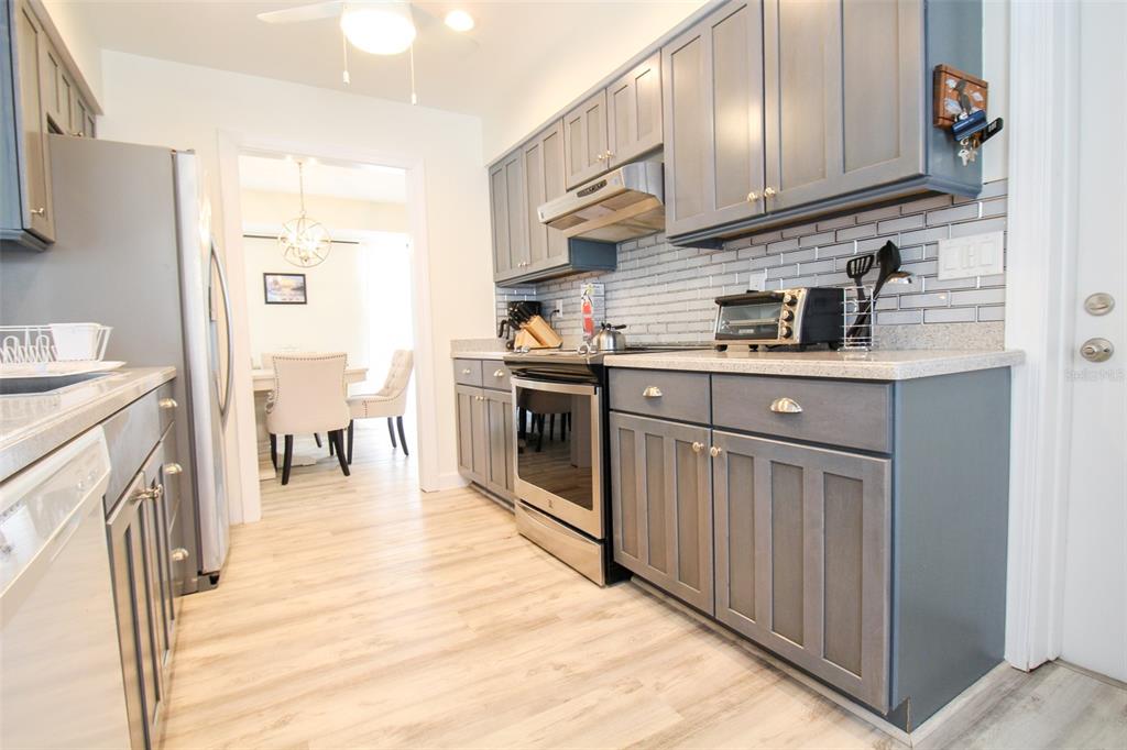 RIDGEWOOD - Residential Lease