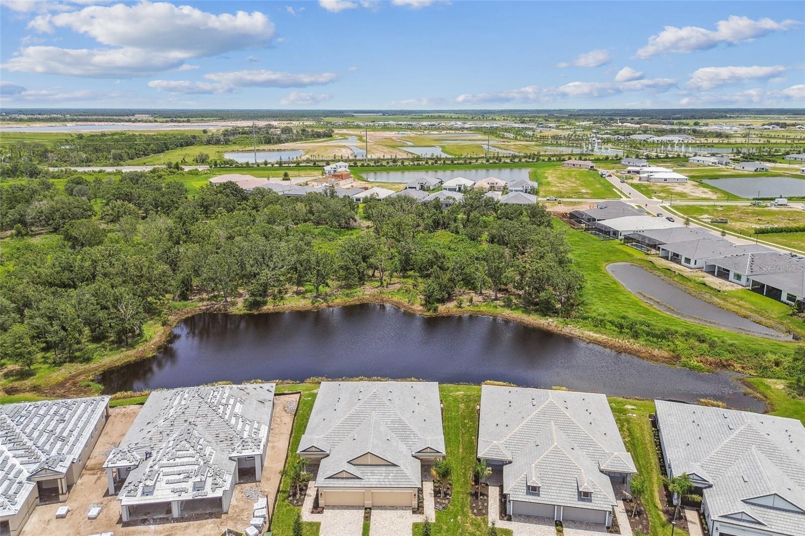SWEETWATER VILLAS AT LAKEWOOD RANCH - Residential
