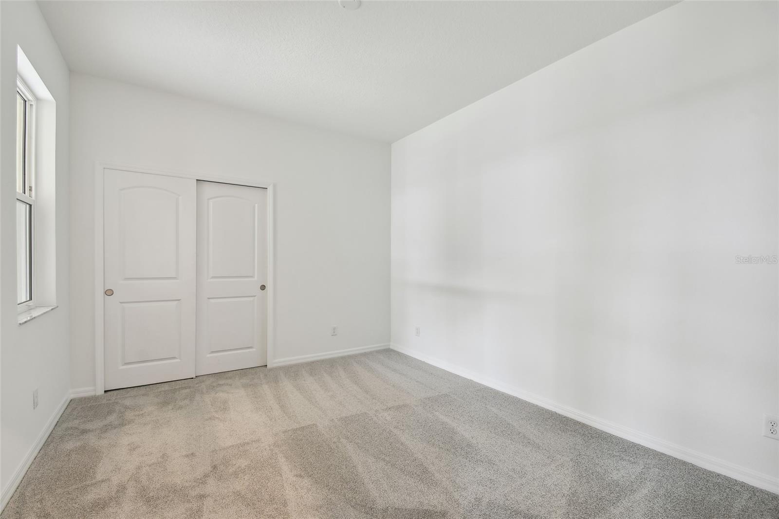 SWEETWATER VILLAS AT LAKEWOOD RANCH - Residential