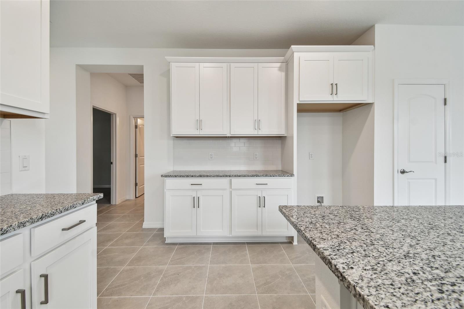 SWEETWATER VILLAS AT LAKEWOOD RANCH - Residential