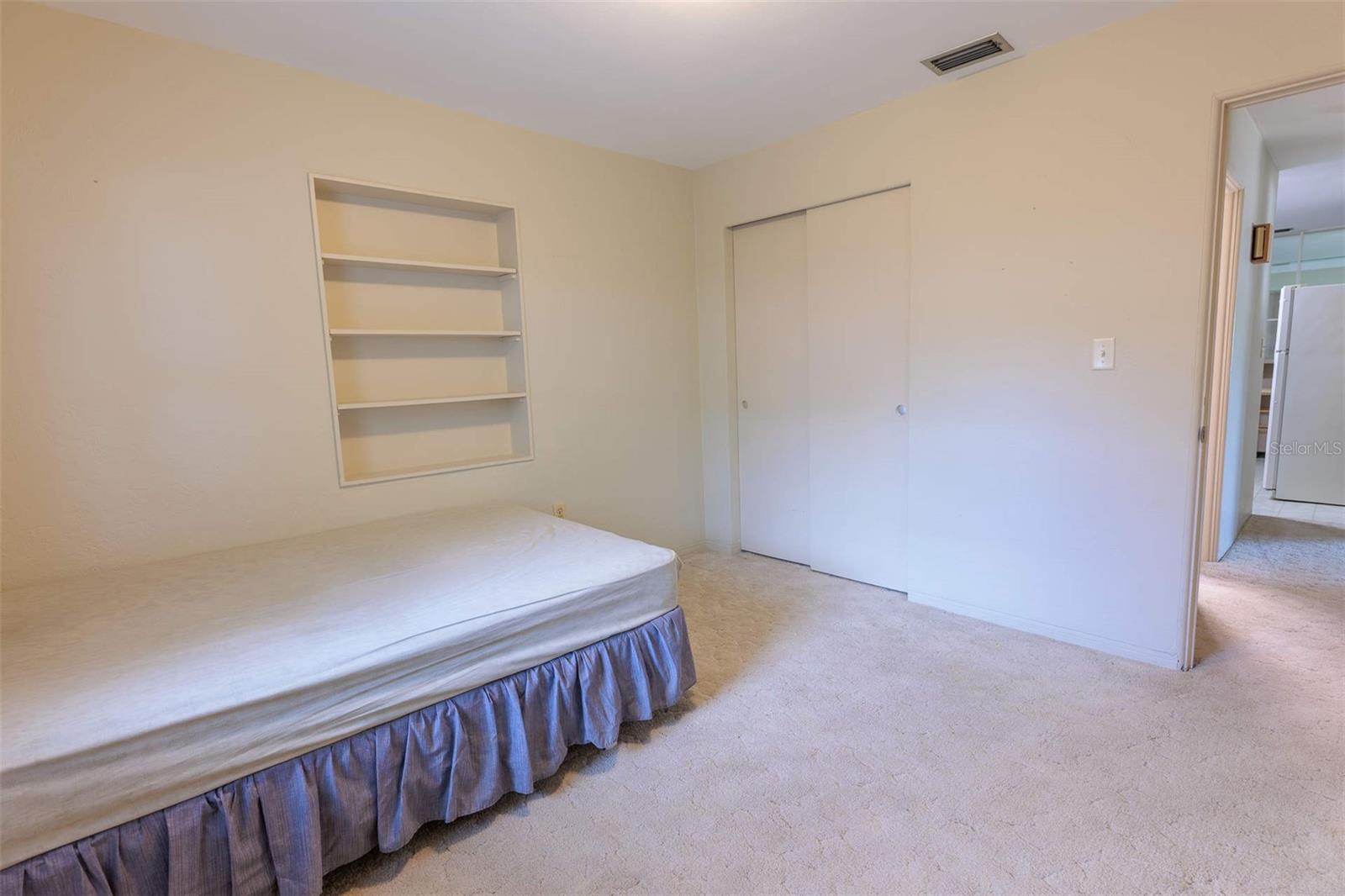 KENNETH CITY - Residential
