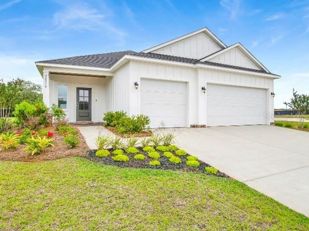 Photo of 28 Wood Acre Lane, Palm Coast, FL 32164 (MLS # O6397057)