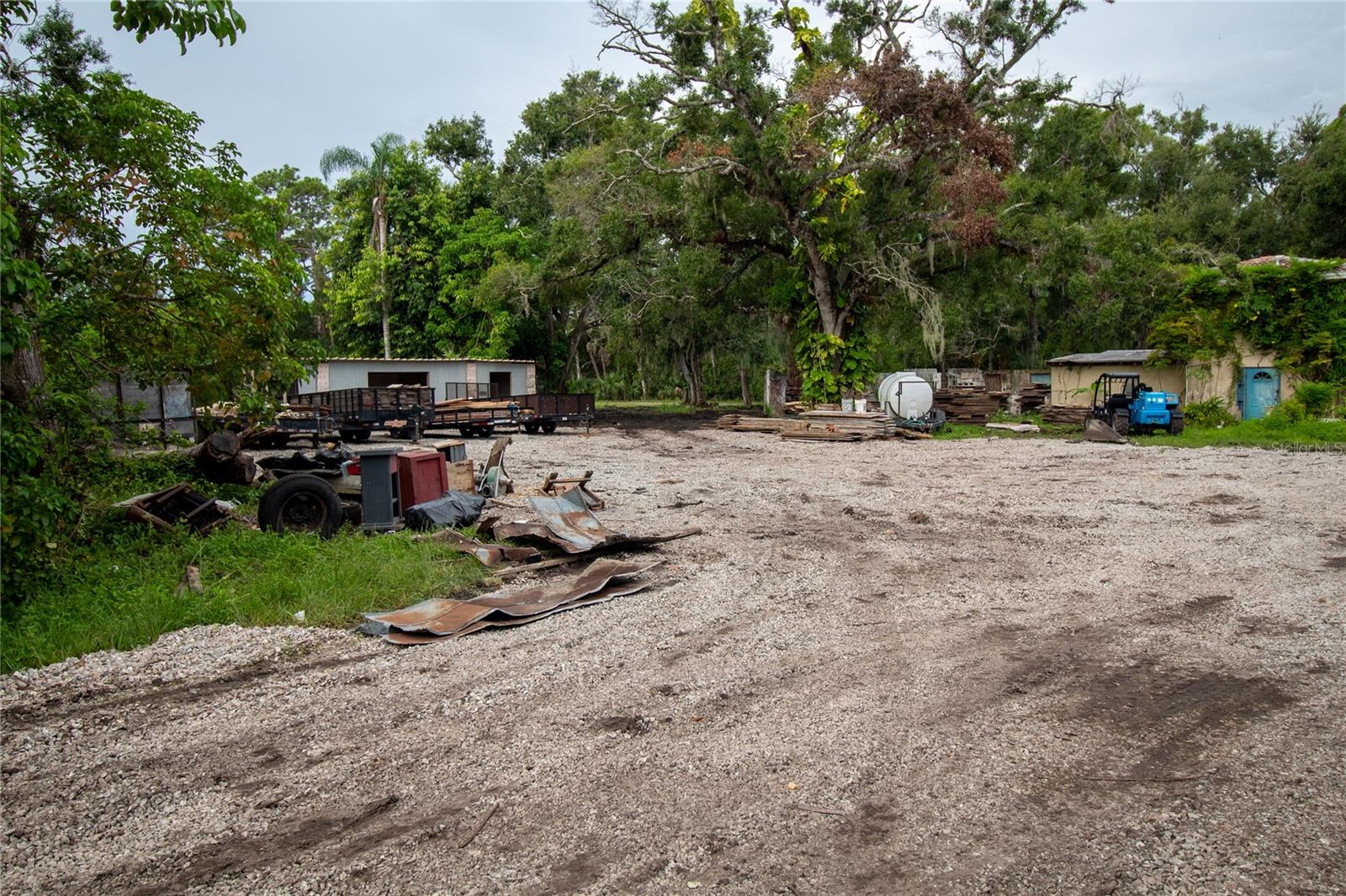 NORTH SARASOTA - Commercial Sale