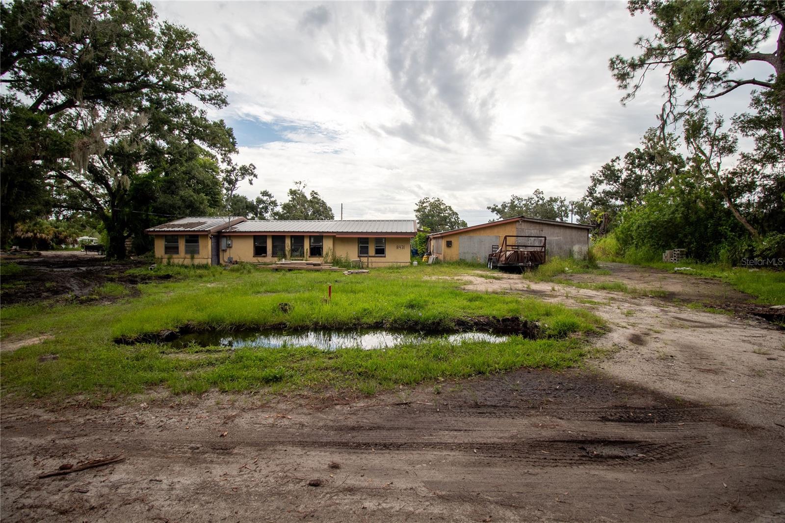 NORTH SARASOTA - Commercial Sale