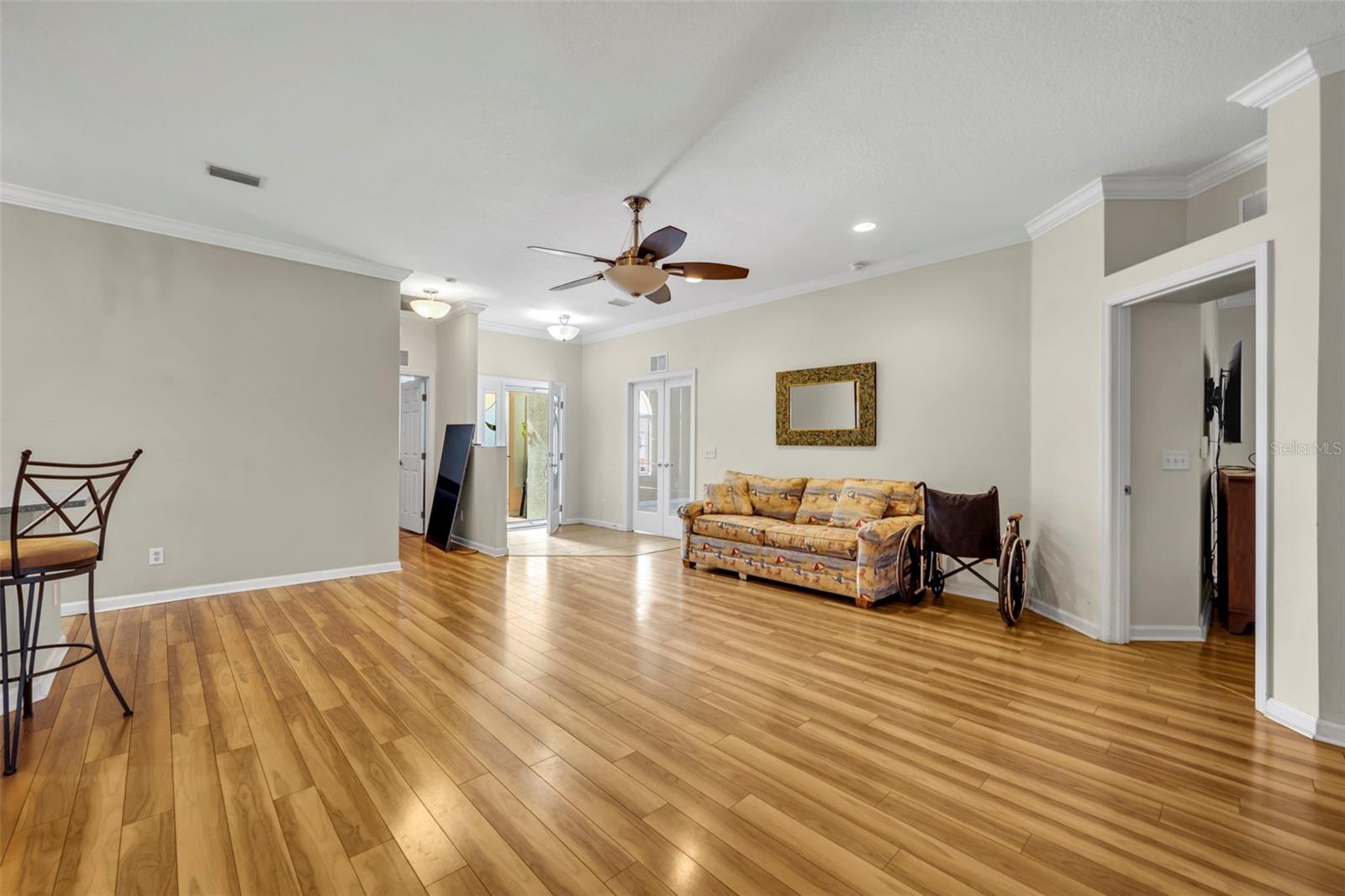 OCALA PALMS - Residential