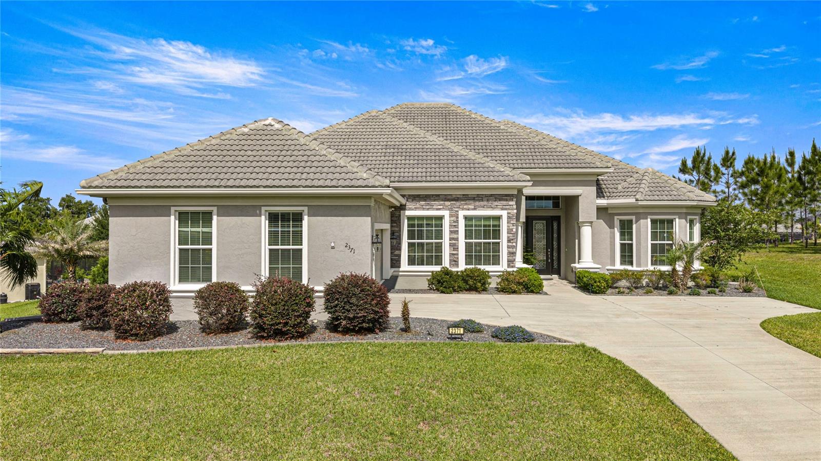 2371 N PEAKVIEW LOOP