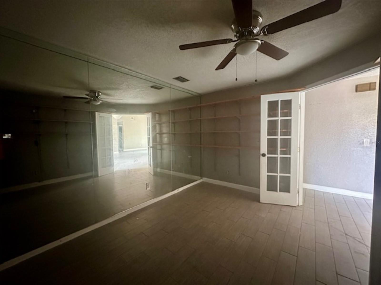 368 FAIRGREEN PLACE