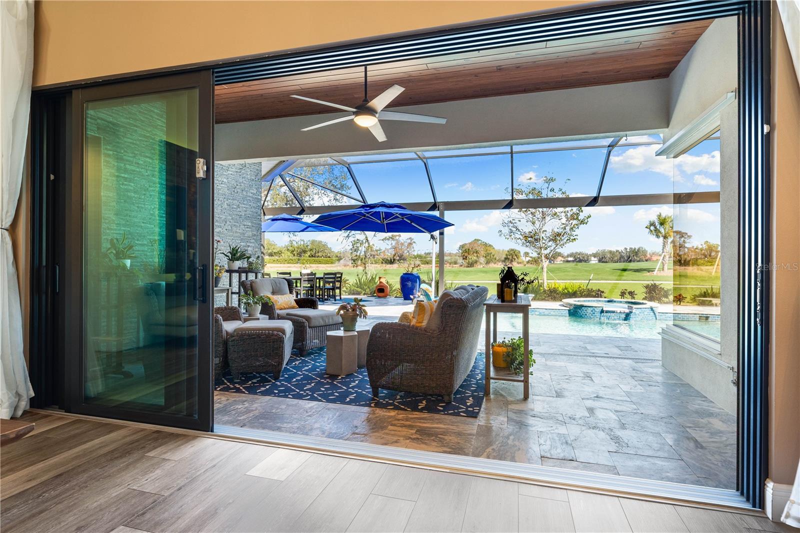 LAUREL OAK ESTATES SEC 01 - Residential