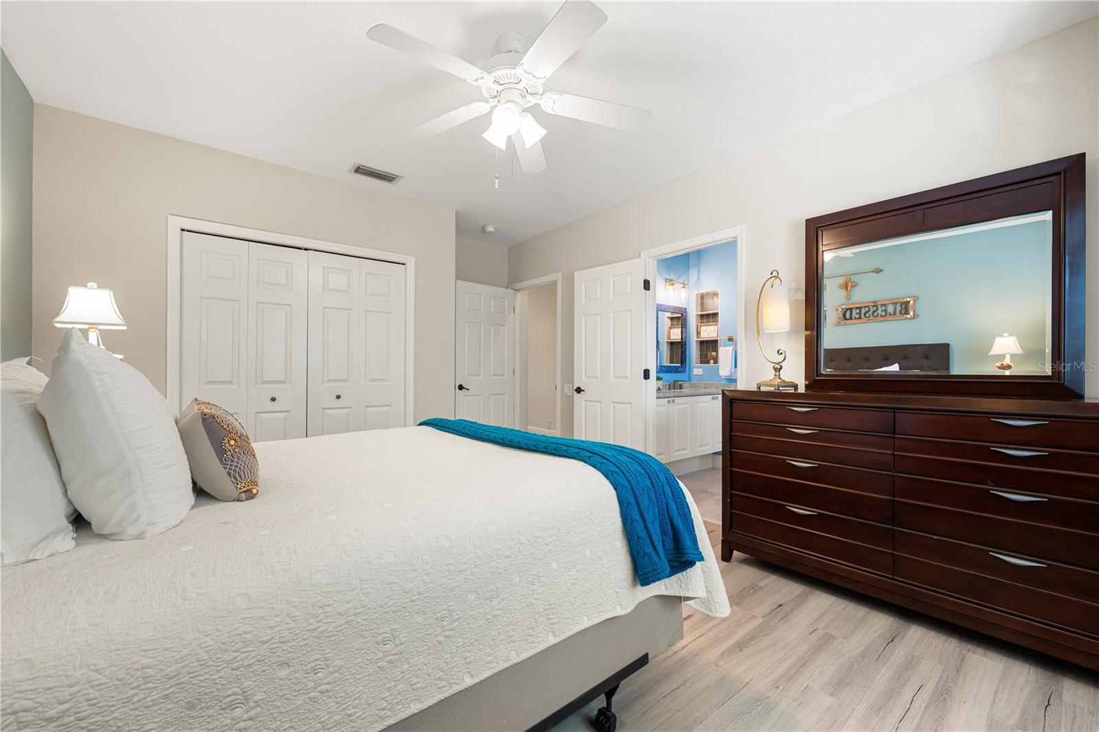 LAUREL OAK ESTATES SEC 01 - Residential