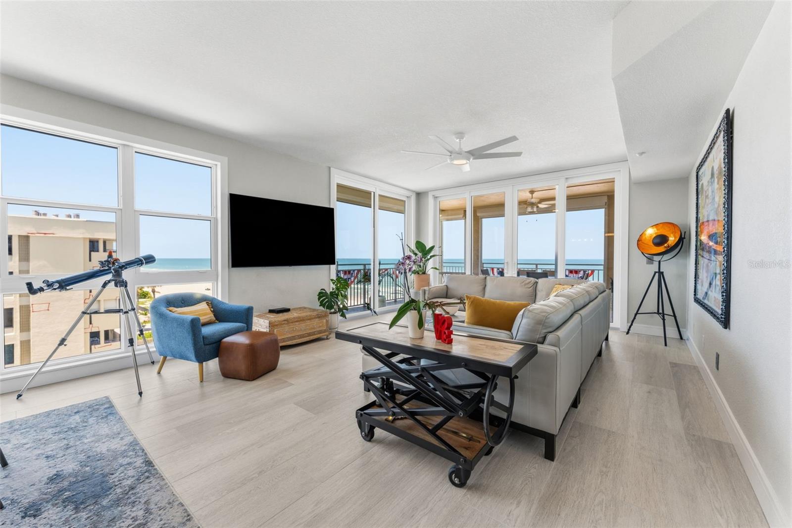 2 15TH AVENUE 401