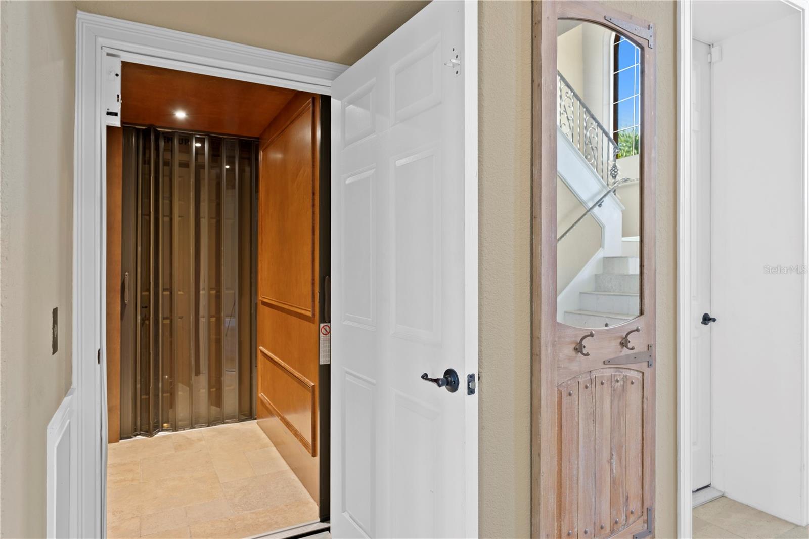 COBIA CAY - Residential