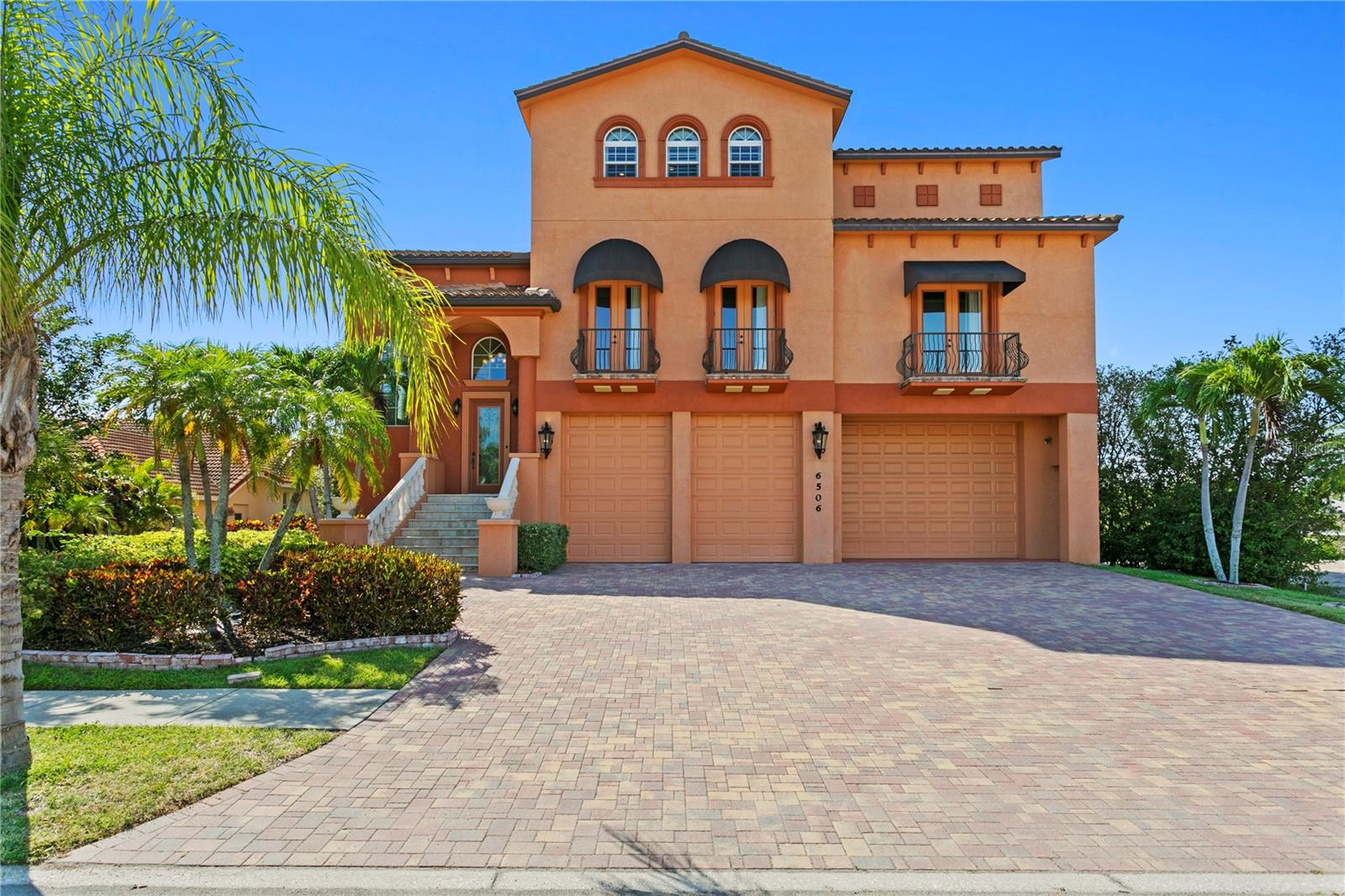 COBIA CAY - Residential