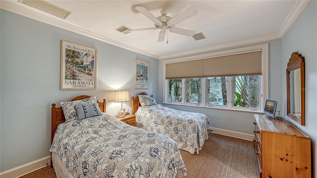 LIDO SHORES - Residential