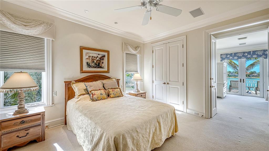 LIDO SHORES - Residential
