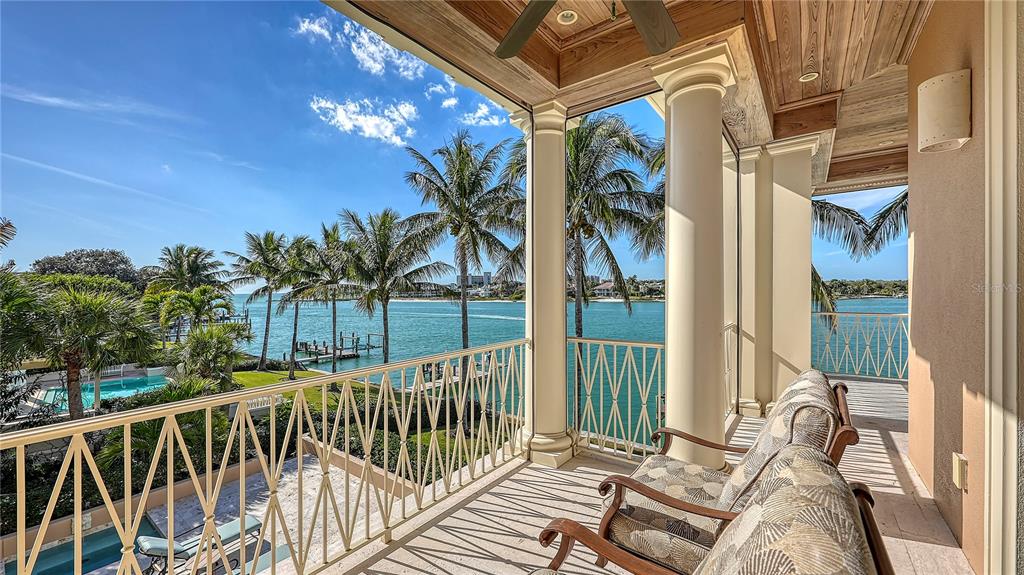 LIDO SHORES - Residential