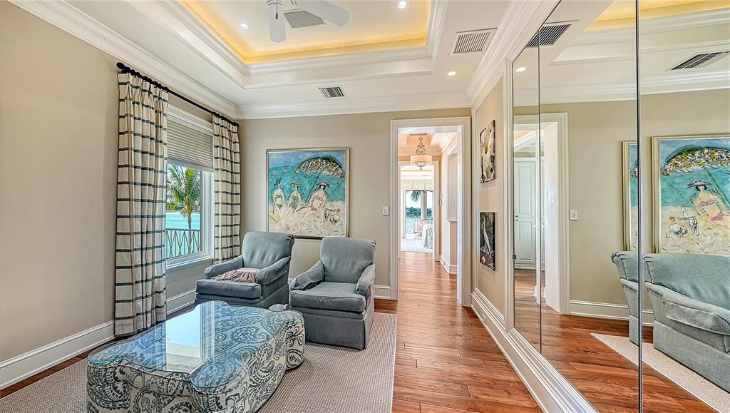 LIDO SHORES - Residential