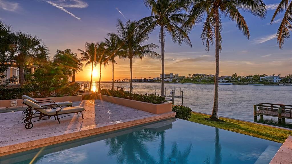 LIDO SHORES - Residential