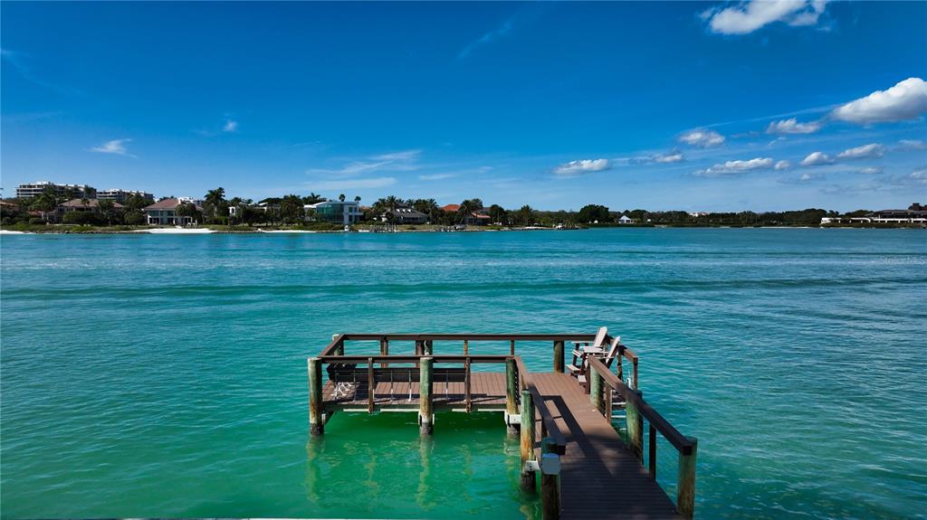 LIDO SHORES - Residential