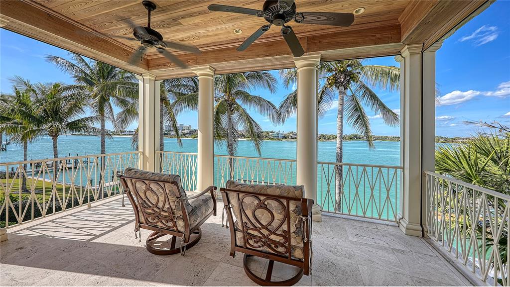 LIDO SHORES - Residential