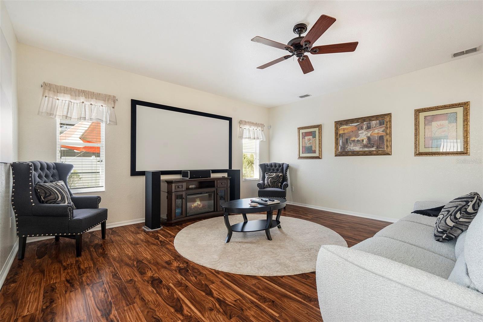 AYERSWORTH GLEN - Residential