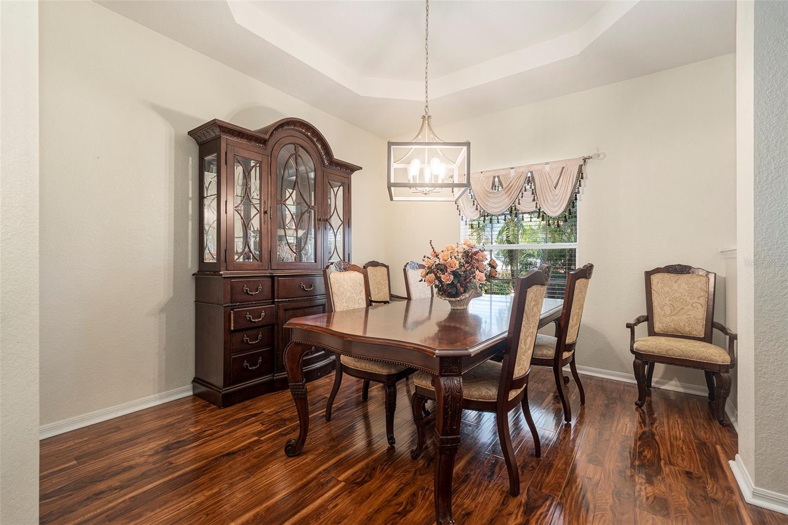 AYERSWORTH GLEN - Residential