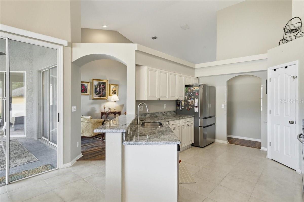 RIVER CROSSING ESTATES - Residential