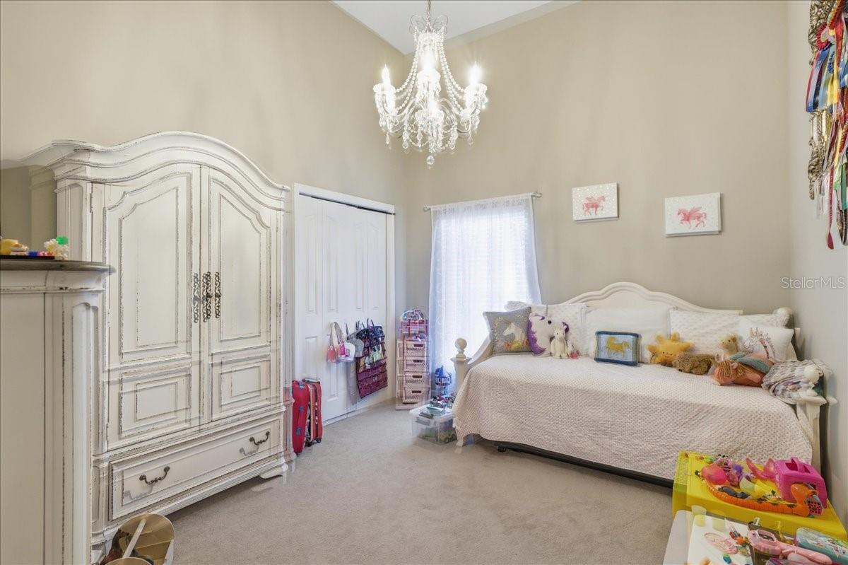 RIVER CROSSING ESTATES - Residential