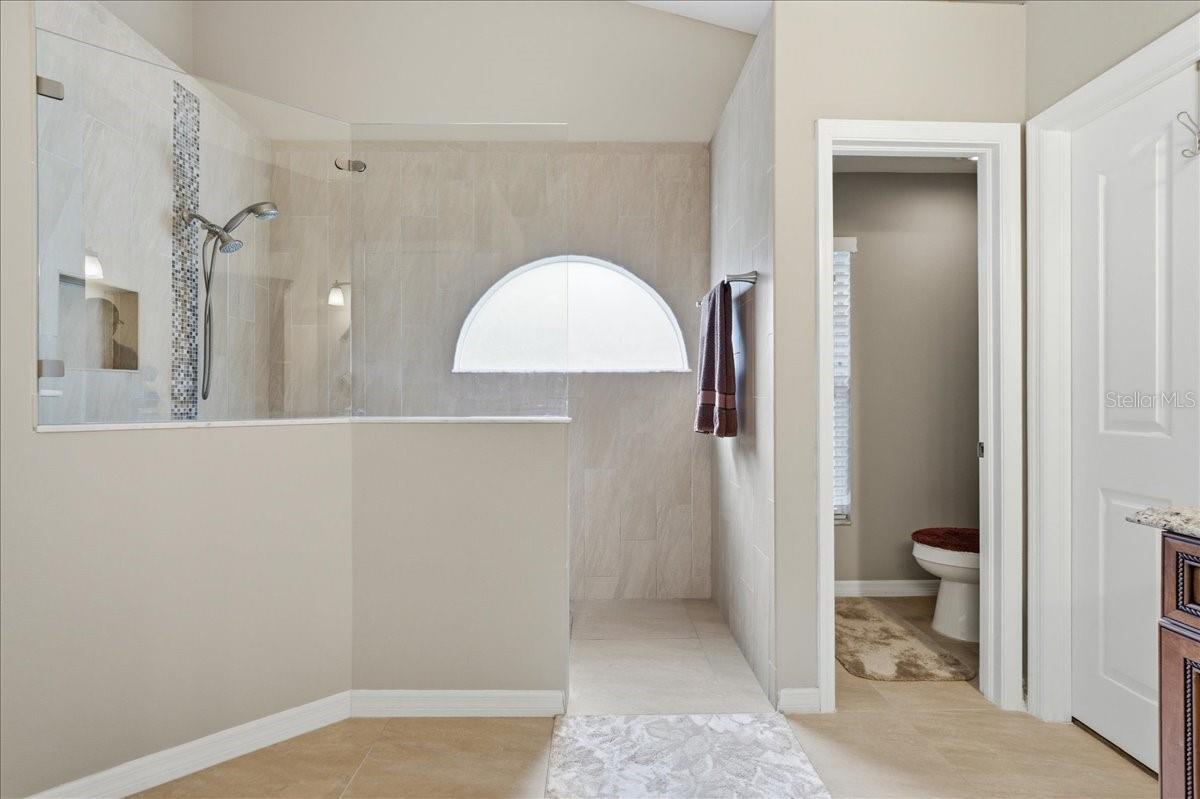 RIVER CROSSING ESTATES - Residential