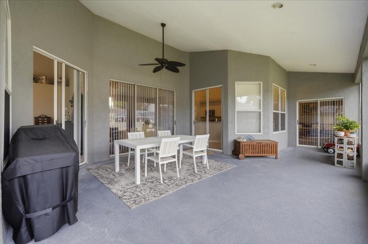 RIVER CROSSING ESTATES - Residential