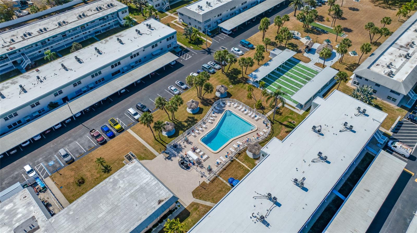 PARADISE SHORES - Residential