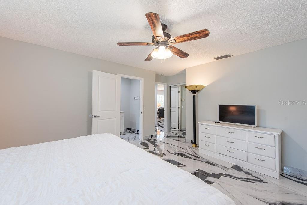 BONNIE LYNN ESTATES - Residential Lease