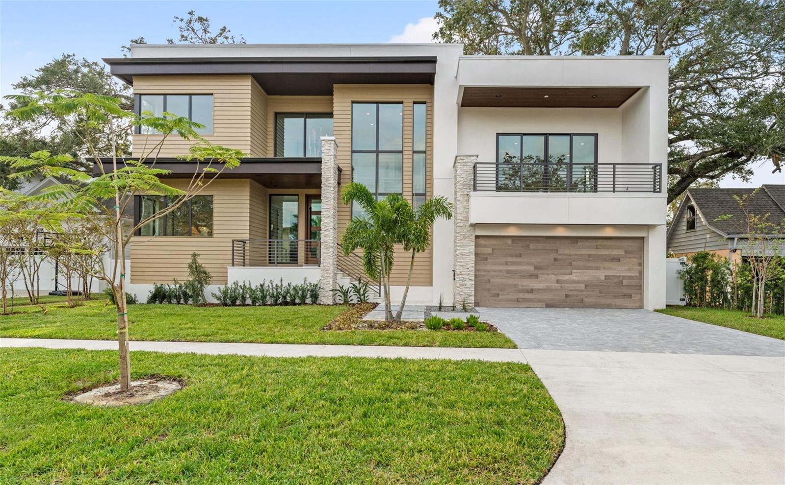 DAVIS ISLANDS PB10 PG52 TO 57 - Residential