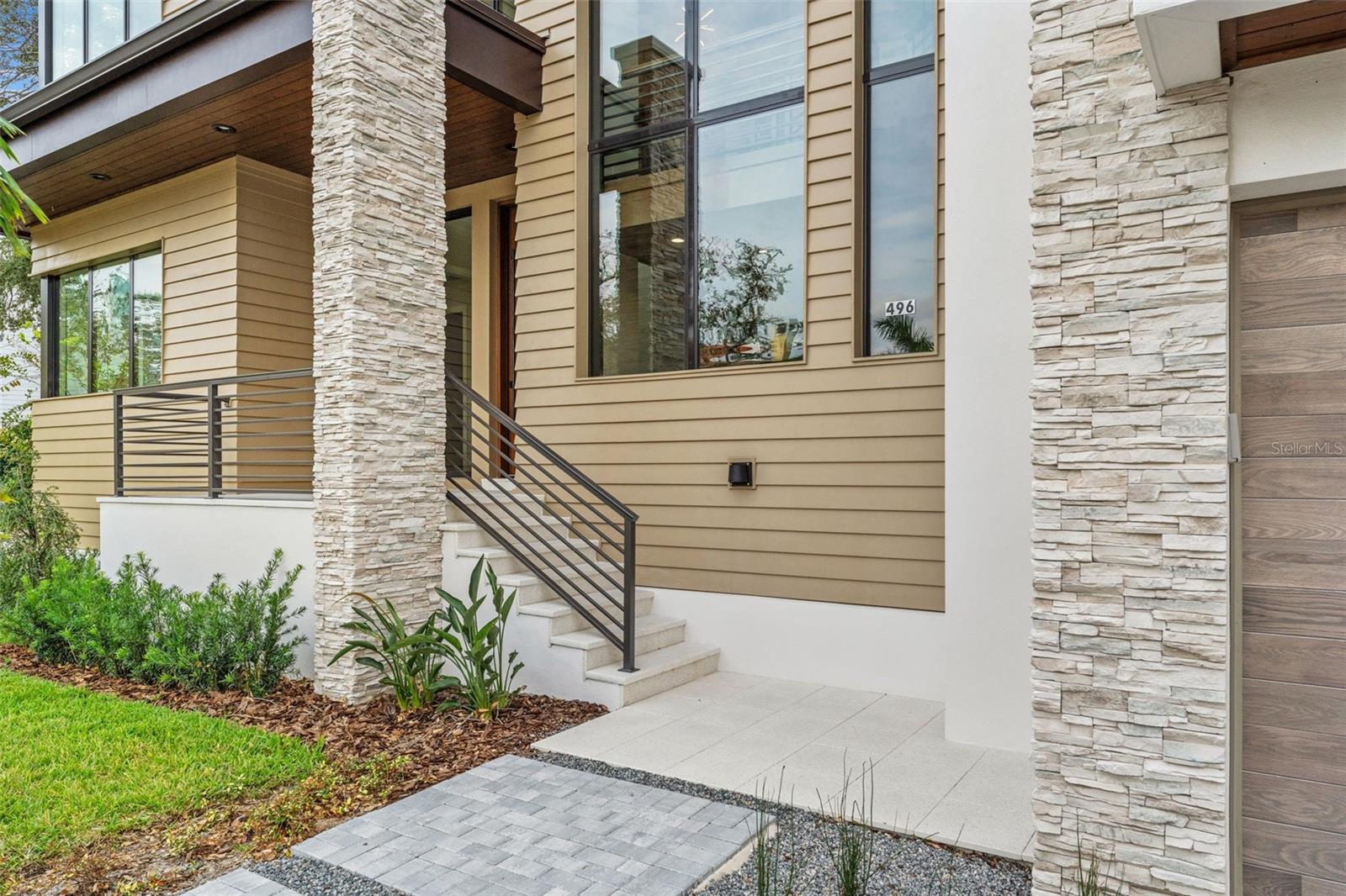 DAVIS ISLANDS PB10 PG52 TO 57 - Residential