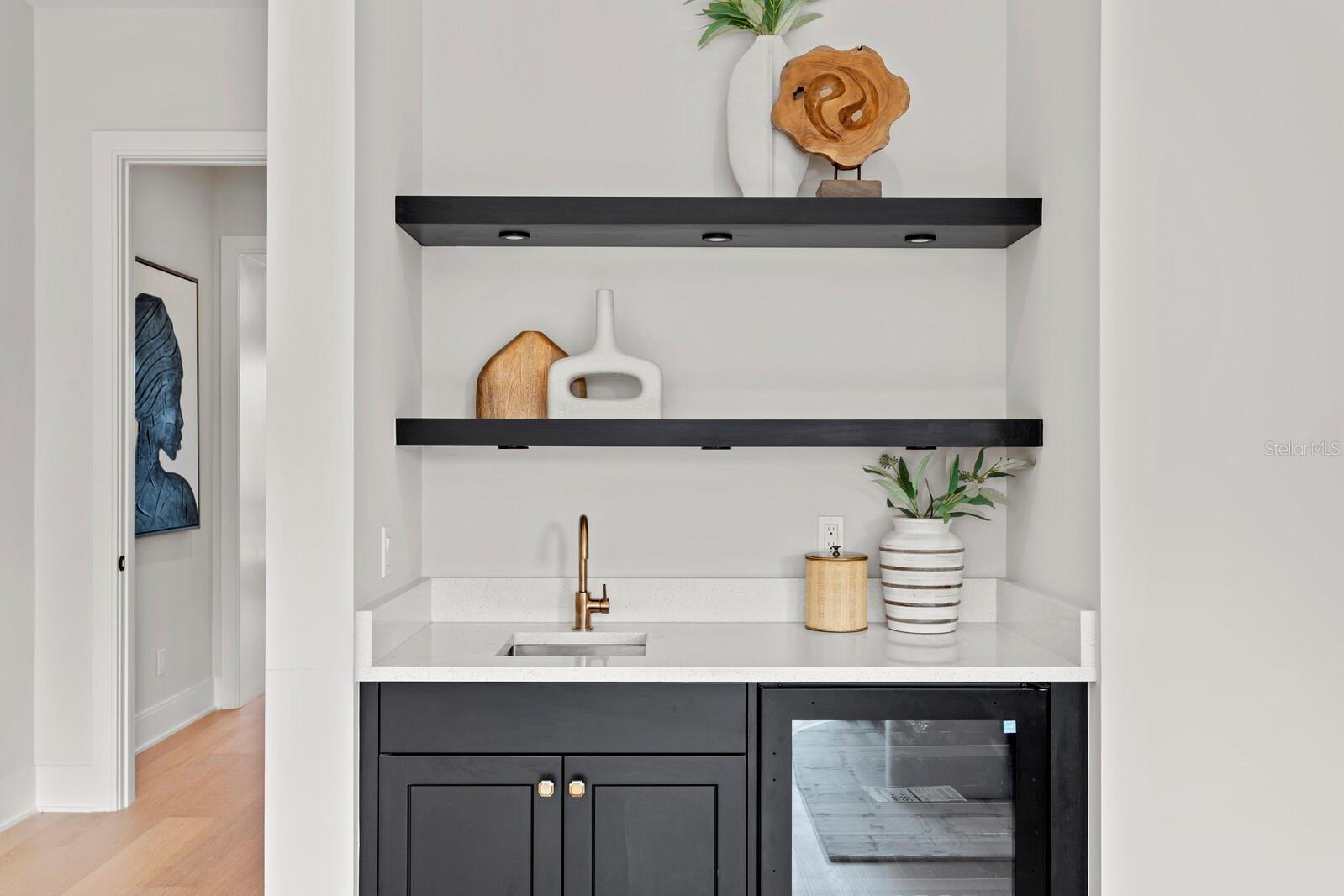 DAVIS ISLANDS PB10 PG52 TO 57 - Residential