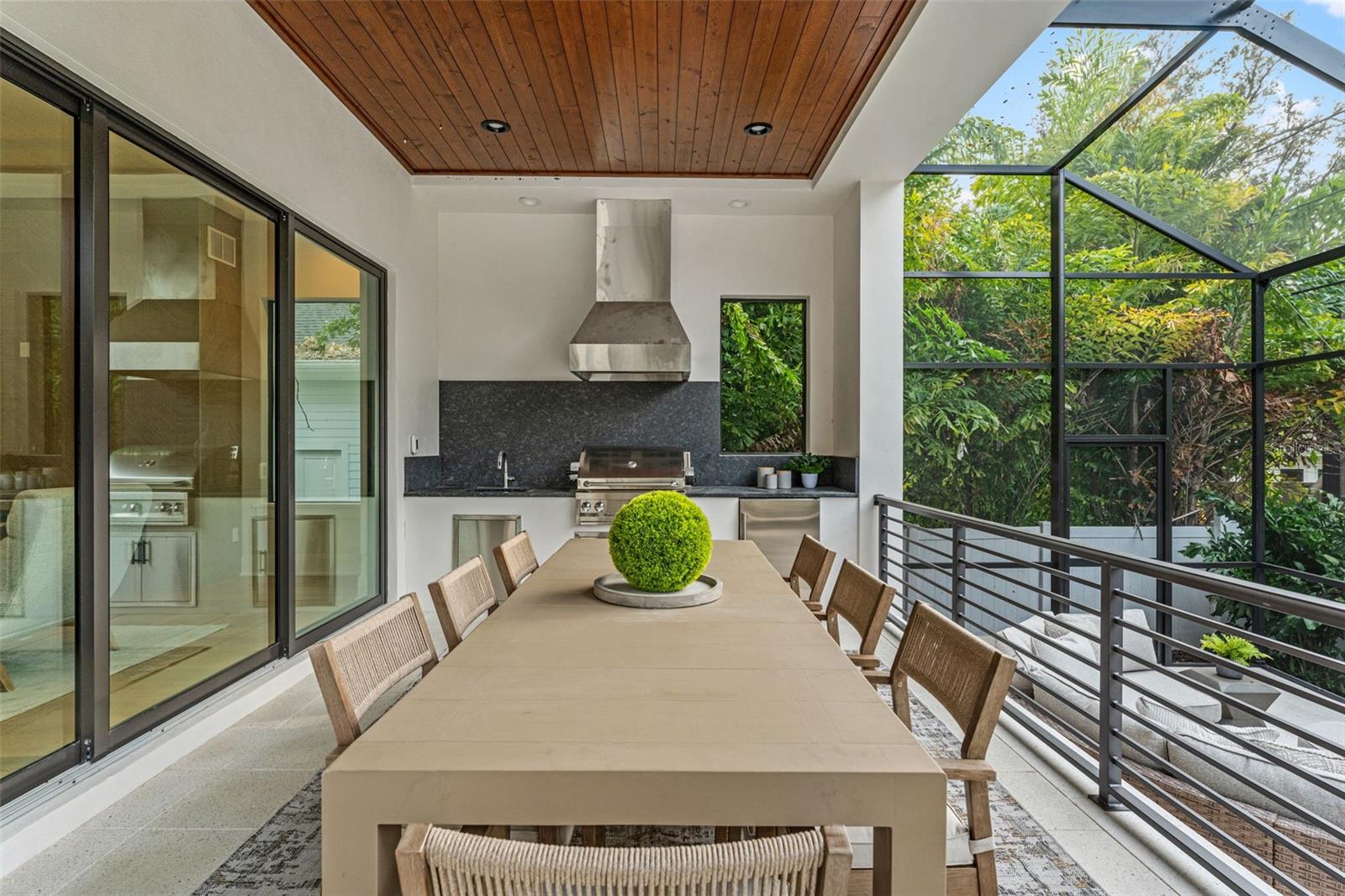 DAVIS ISLANDS PB10 PG52 TO 57 - Residential