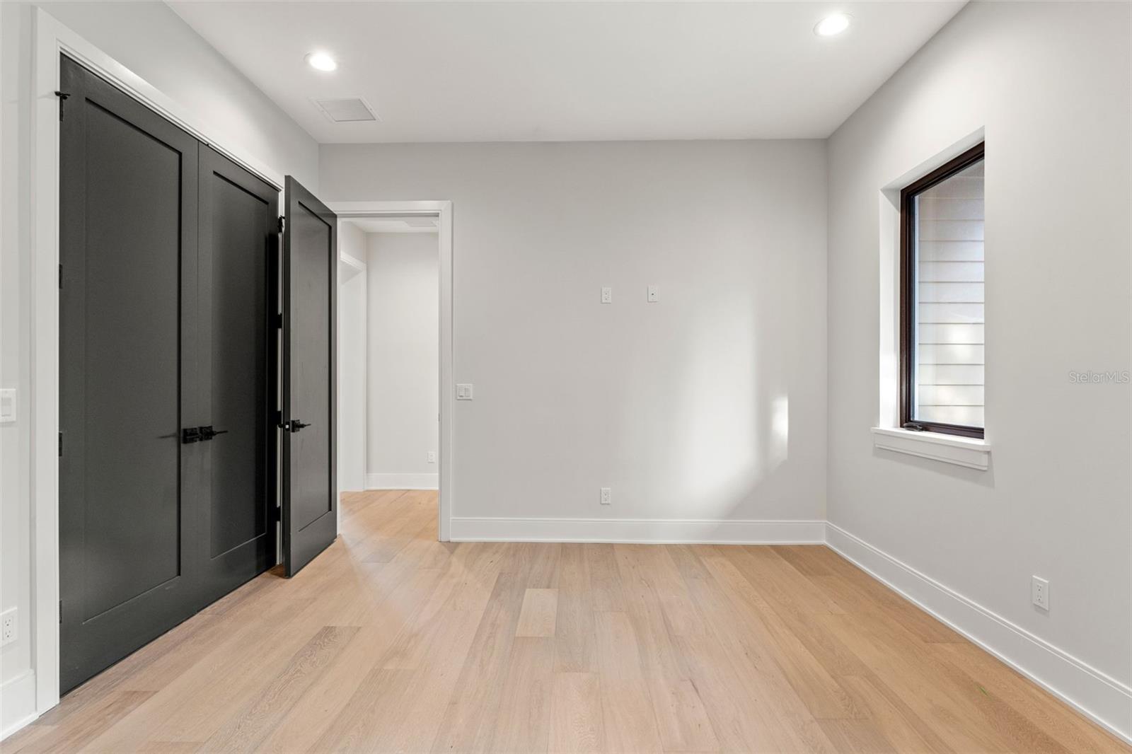 DAVIS ISLANDS PB10 PG52 TO 57 - Residential