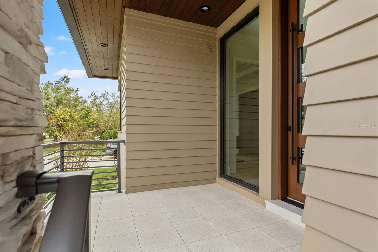 DAVIS ISLANDS PB10 PG52 TO 57 - Residential