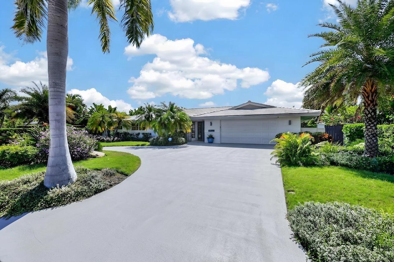 567 BIRD KEY DRIVE