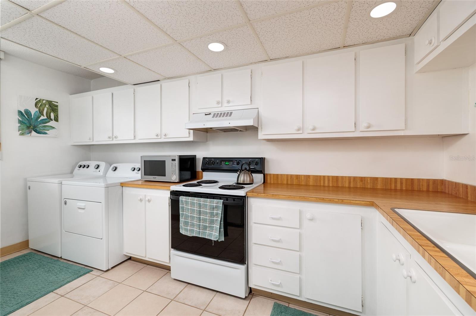 SURFSIDE TOWER CONDO - Residential