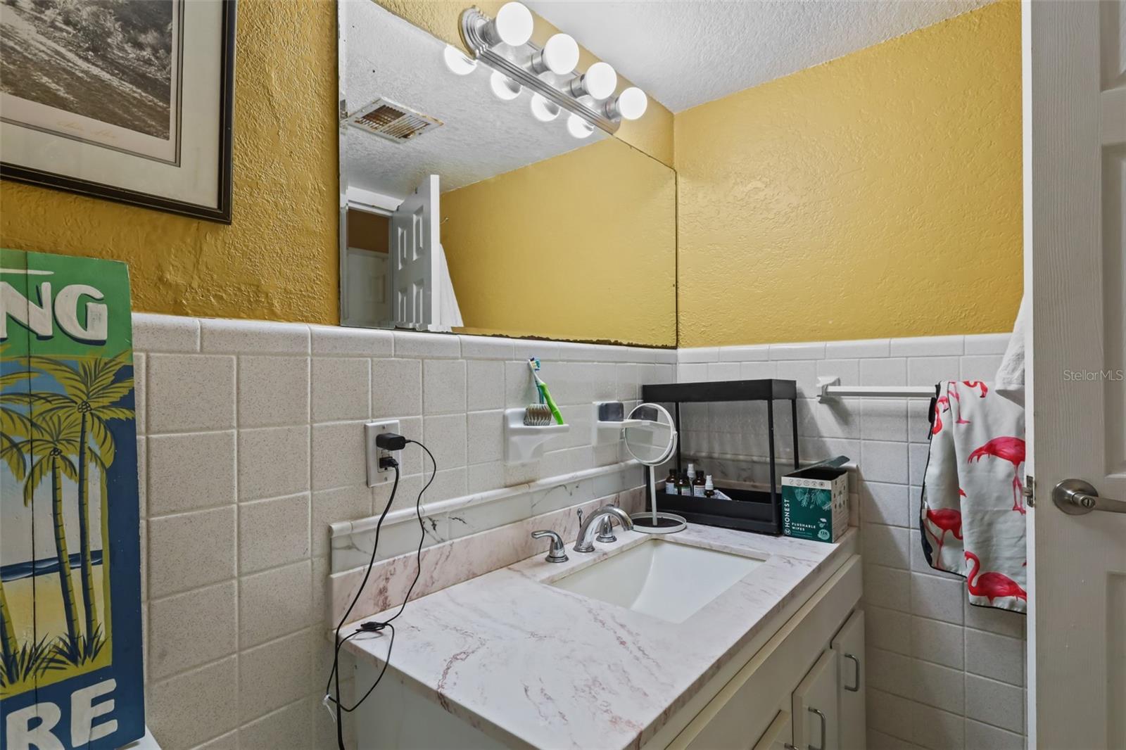 BEACON ON 3RD ST THE - Residential