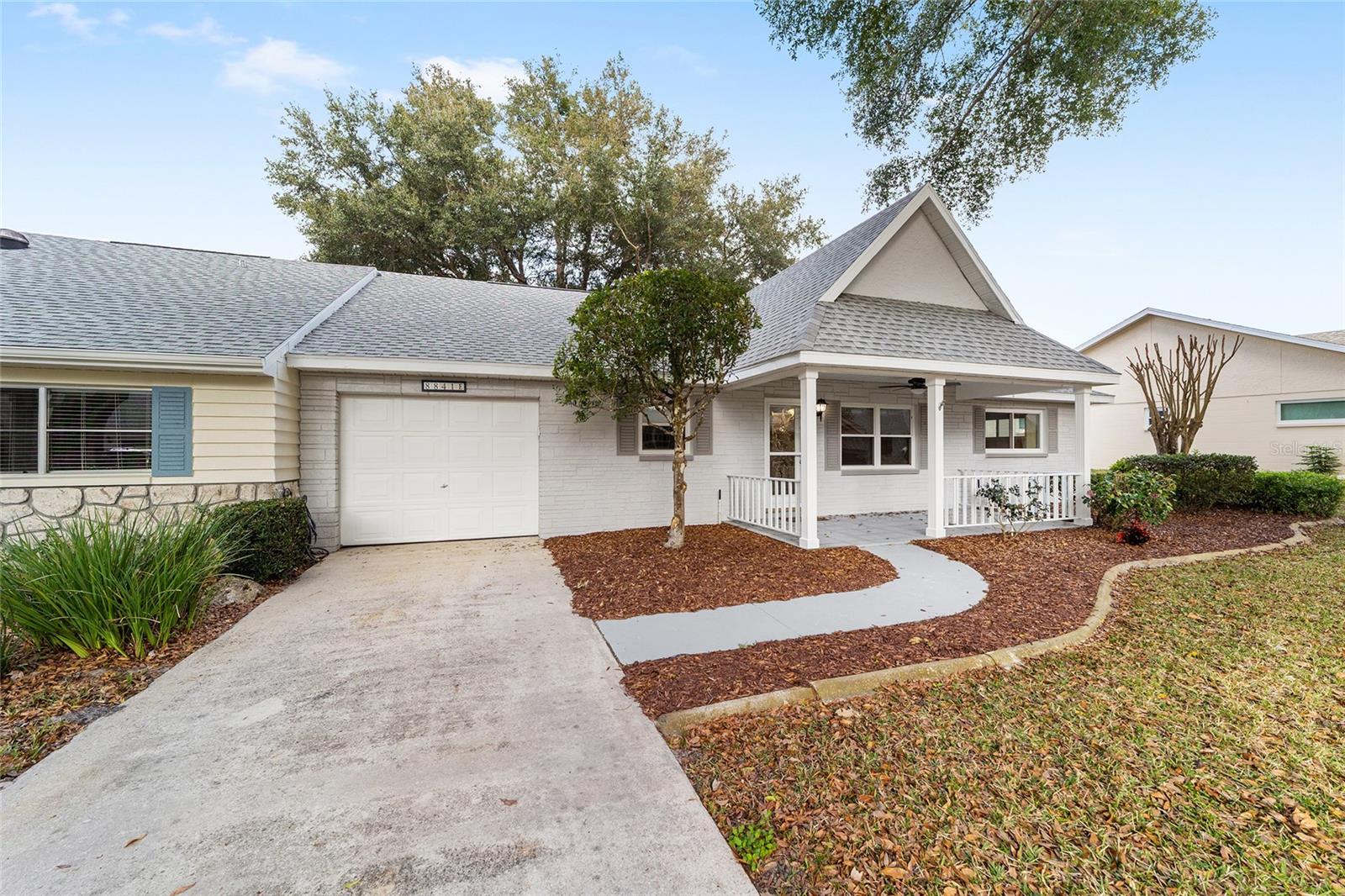 ON TOP OF THE WORLD - Residential