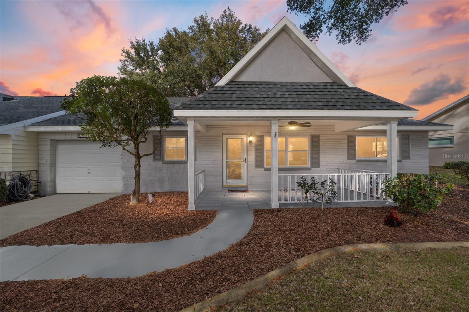 ON TOP OF THE WORLD - Residential